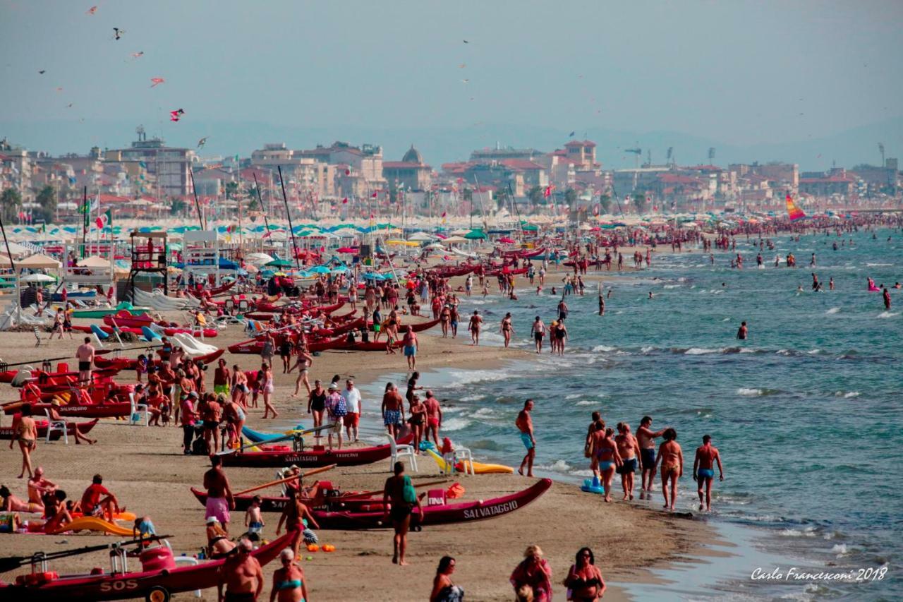 Vacanze A Viareggio Dış mekan fotoğraf
